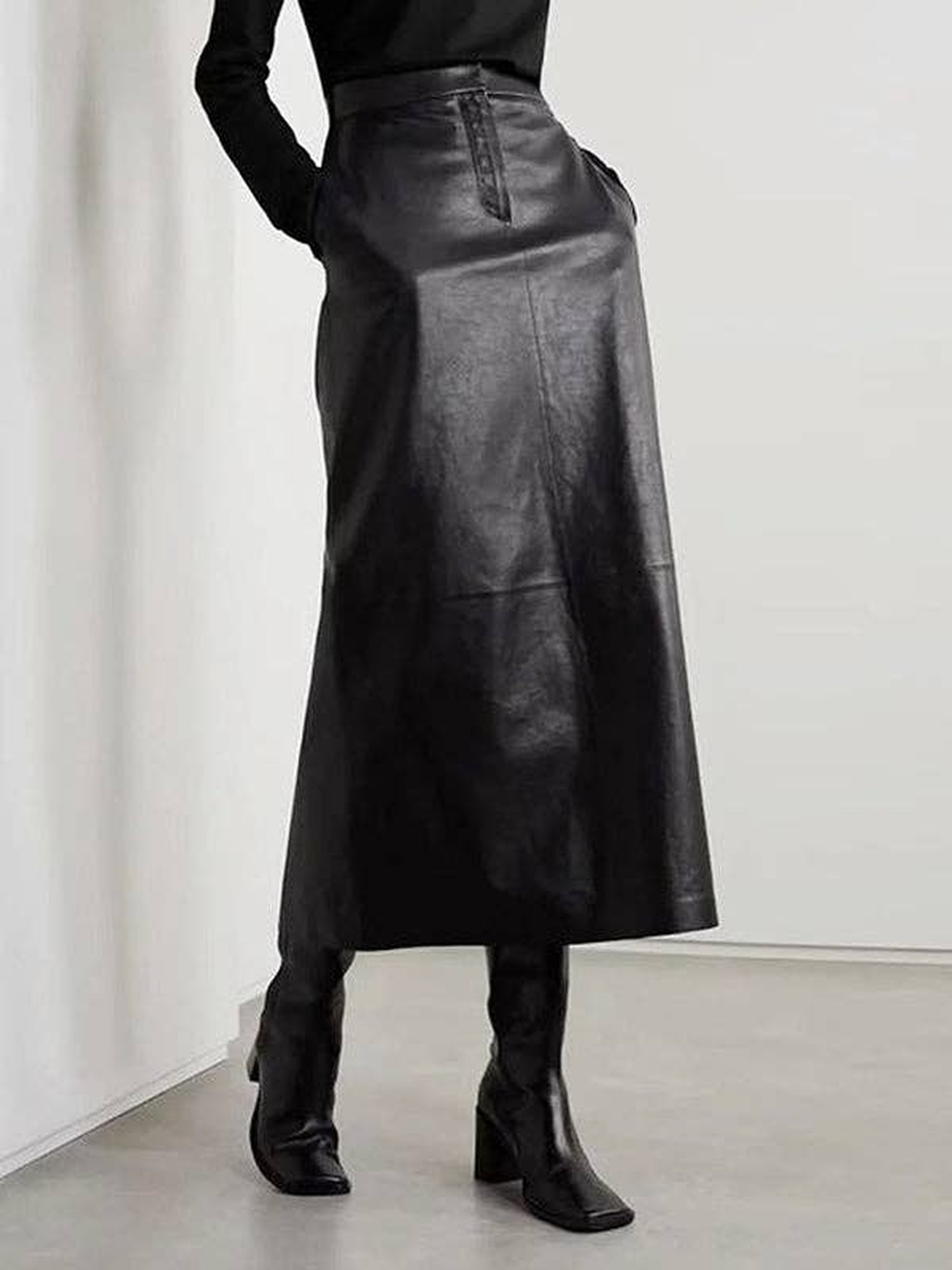Look 10 — Faux leather pocket midi skirt